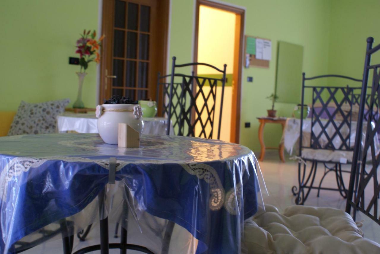 People Bed and Breakfast Castorano Buitenkant foto